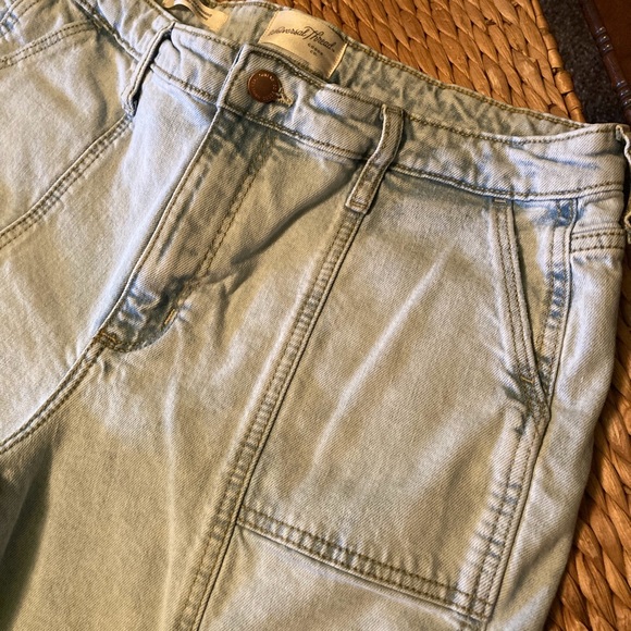 Women’s Jeans - Picture 3 of 5